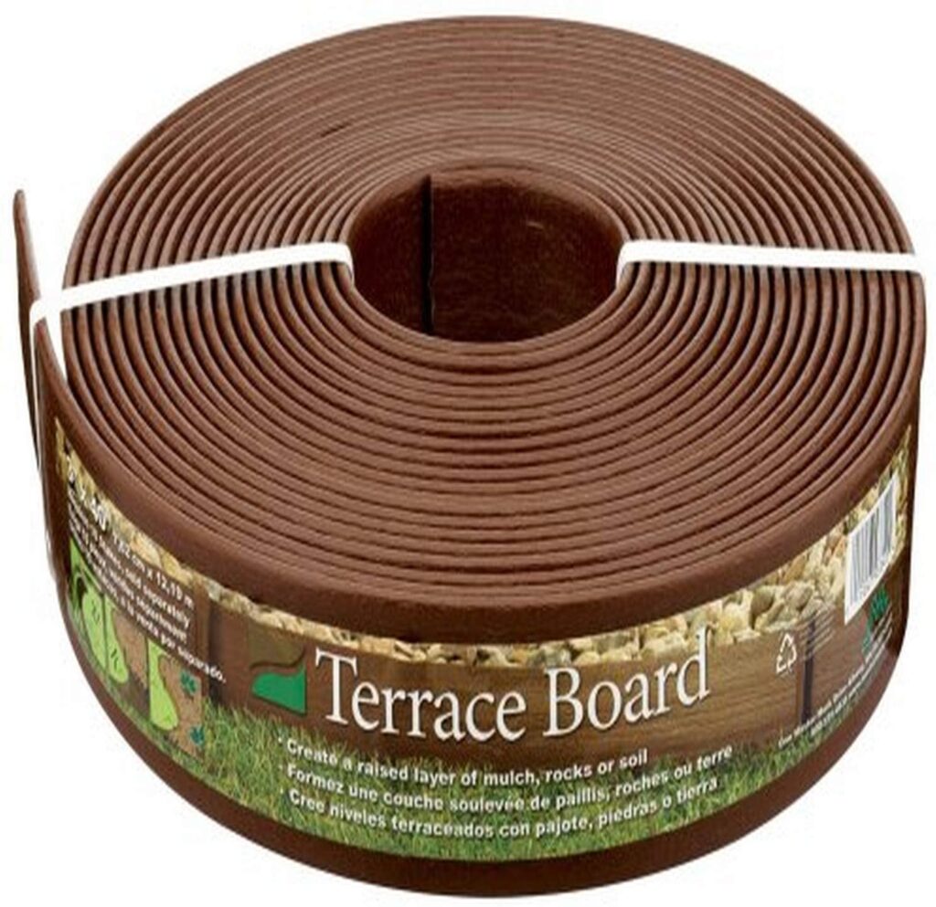 Top 10 Best Ground Cover for Dogs (Plus 3 Popular Alternatives)